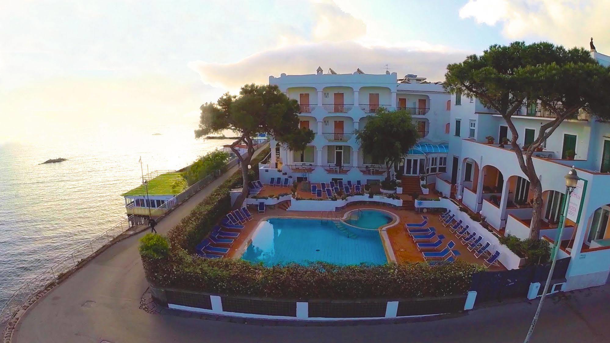 Grand Hotel Ischia Lido Екстериор снимка